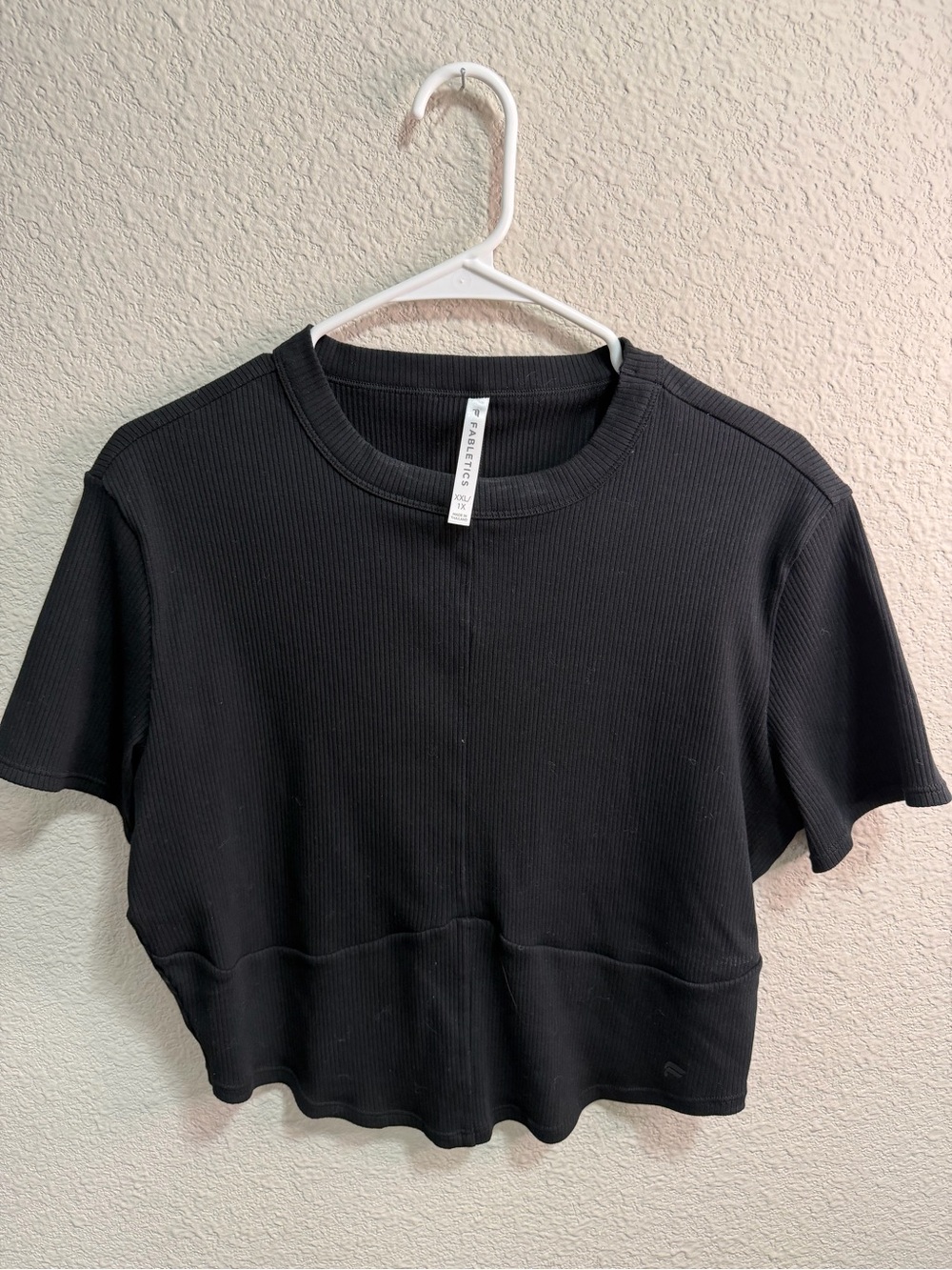 Fabletics Black Ribbed Cropped Tee